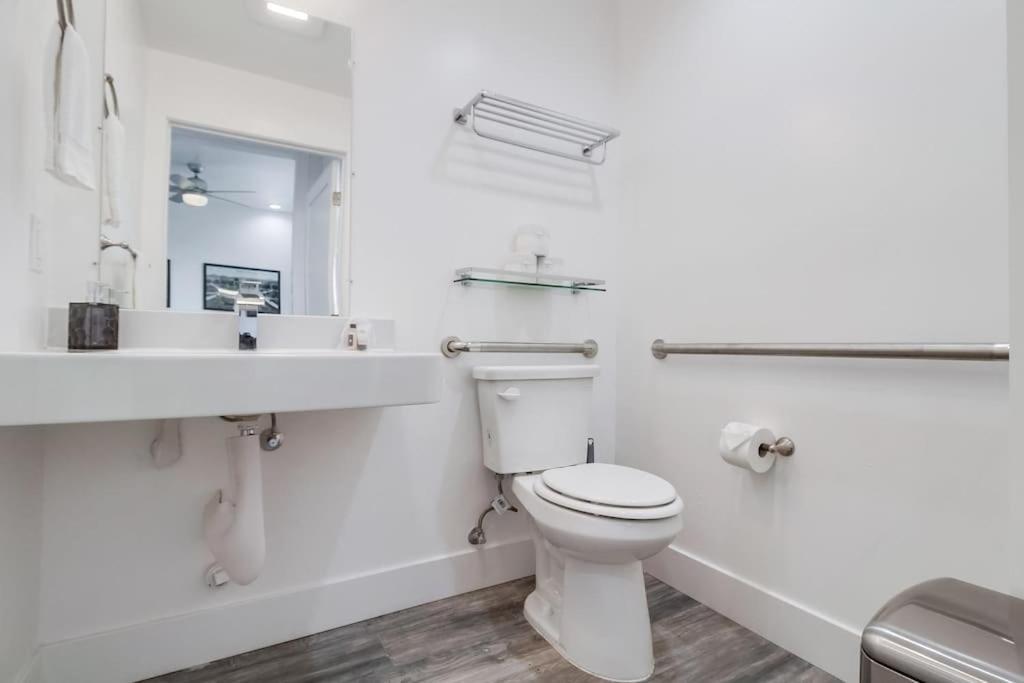 Park Blvd Paradise 301 Ada Compliant With A Apartamento *